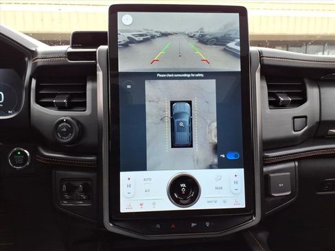 Used 2023 Ford Expedition Max Platinum image 21