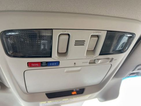 Used 2016 Subaru Outback 2.5i Limited image 26