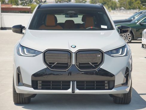 Used 2025 BMW X3 M50 w/ Premium Package image 2