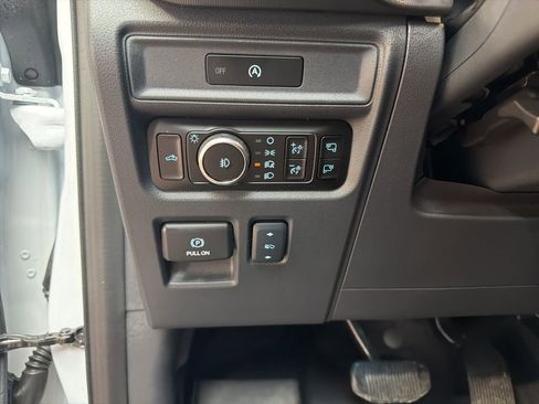 Used 2025 Ford F150 Lariat w/ Equipment Group 502A High image 25