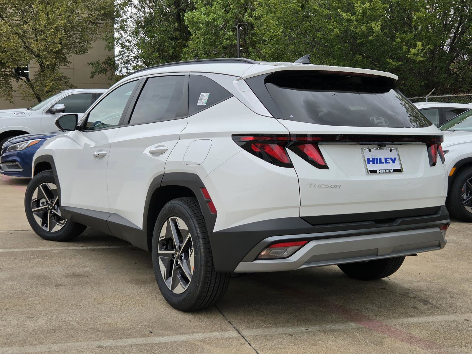New 2026 Hyundai Tucson SEL FWD image 3