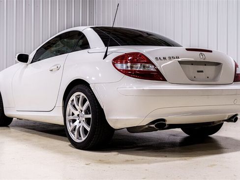 Used 2005 Mercedes-Benz SLK 350 image 5