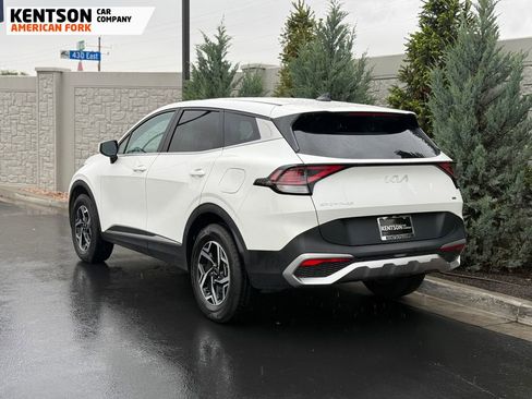 Used 2023 Kia Sportage LX AWD/4WD image 6