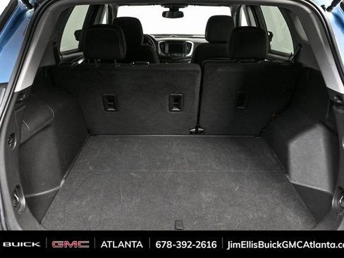 Used 2024 GMC Terrain SLE image 26