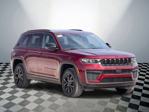 New 2026 Jeep Grand Cherokee Altitude AWD/4WD image 4