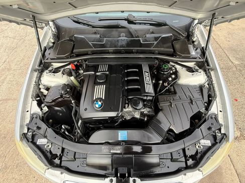 Used 2009 BMW 328i Sedan RWD image 34