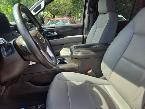 Used 2023 GMC Yukon SLT image 23