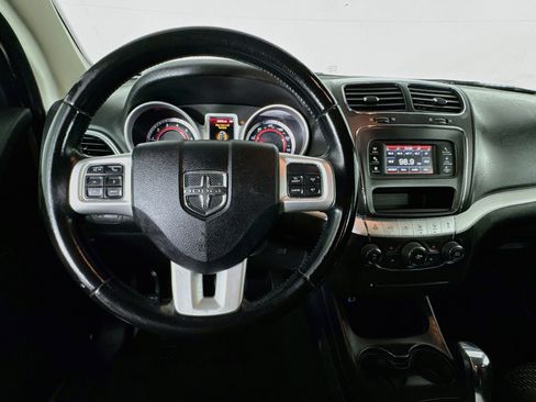 Used 2020 Dodge Journey SE w/ SE Popular Equipment Group FWD image 10