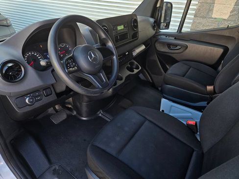 Used 2021 Mercedes-Benz Sprinter 2500 w/ Driver Convenience Package image 10