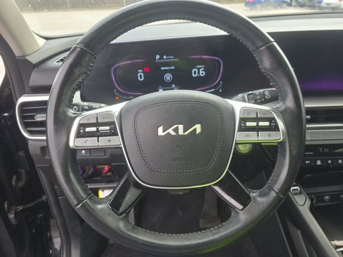 Used 2024 Kia Telluride S w/ S Sunroof Package image 14