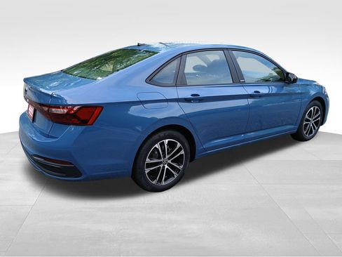 New 2026 Volkswagen Jetta Sport FWD image 5