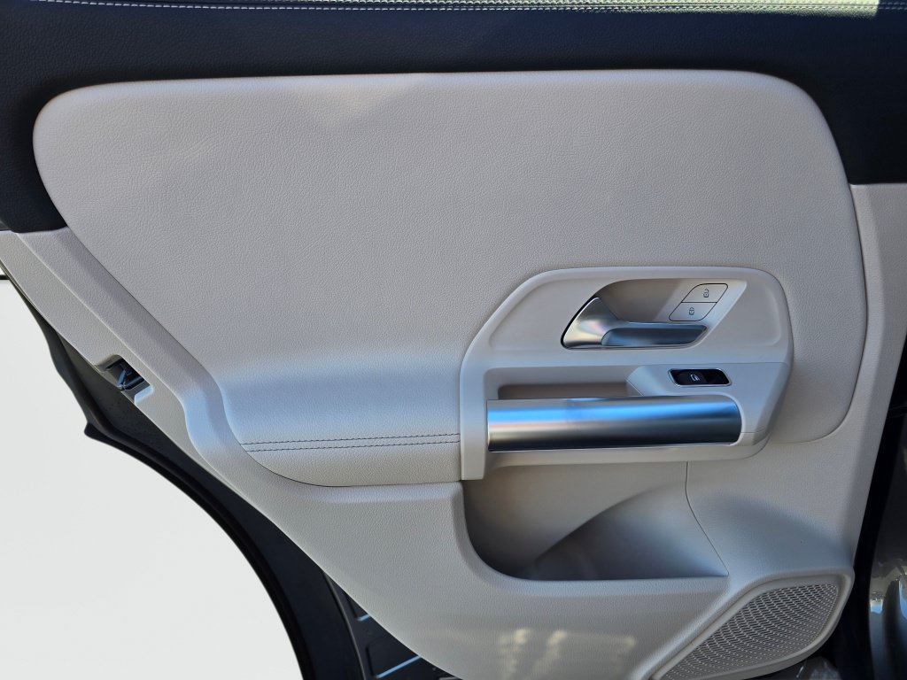 New 2026 Mercedes-Benz GLA 250 4MATIC image 18