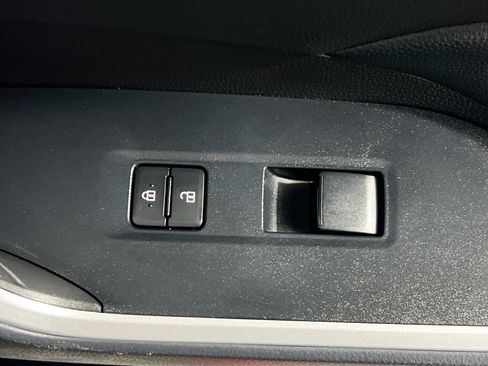 Used 2024 Toyota RAV4 LE FWD image 30