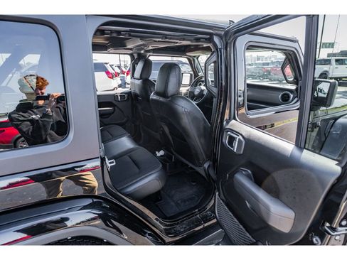 Used 2023 Jeep Wrangler Unlimited Sport AWD/4WD image 26