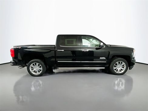 Used 2016 Chevrolet Silverado 1500 High Country w/ High Country Premium Package image 8