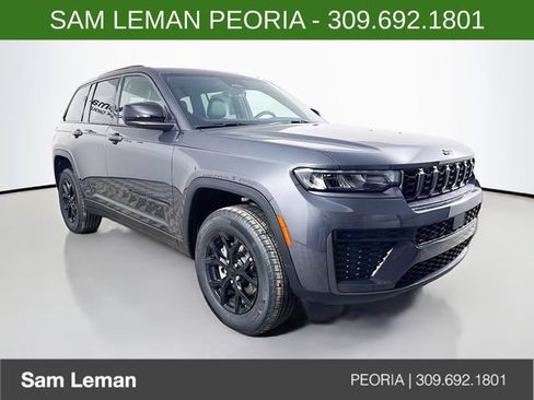 New 2026 Jeep Grand Cherokee Altitude AWD/4WD image 1