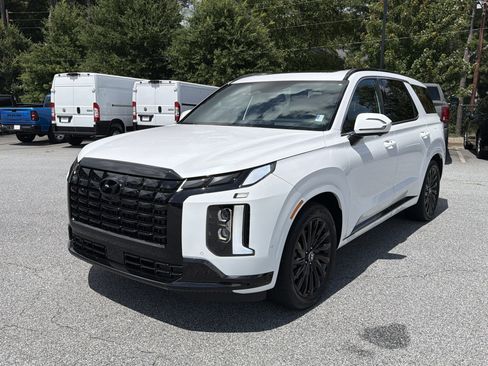 Used 2025 Hyundai Palisade Calligraphy AWD/4WD image 3