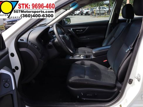 Used 2016 Nissan Altima 2.5 S w/ Power Driver Seat Package FWD image 12
