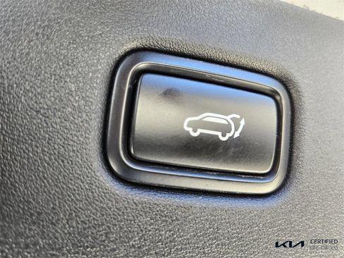 Certified 2022 Kia EV6 Wind image 16