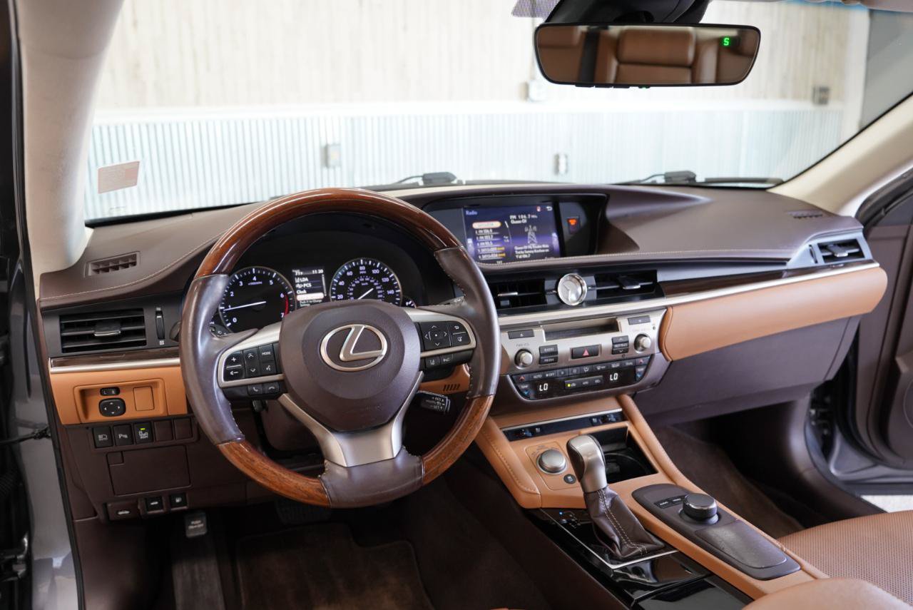 Used 2018 Lexus ES 350 w/ Premier Package FWD image 11
