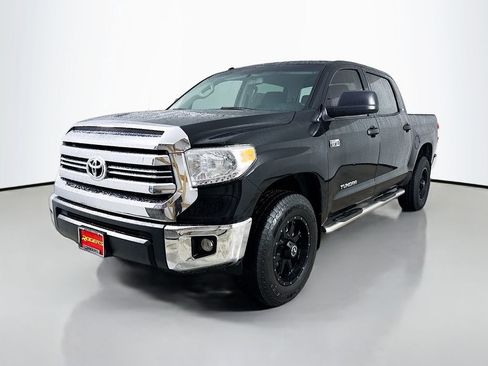 Used 2016 Toyota Tundra SR5 image 3