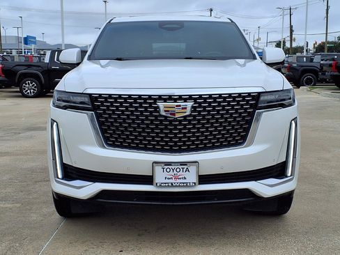 Used 2024 Cadillac Escalade ESV Premium Luxury w/ LPO, Floor Liner Package AWD/4WD image 2