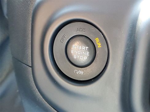 Used 2020 Jeep Wrangler Unlimited Sport image 28