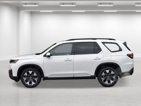 New 2026 Honda Pilot Touring image 6