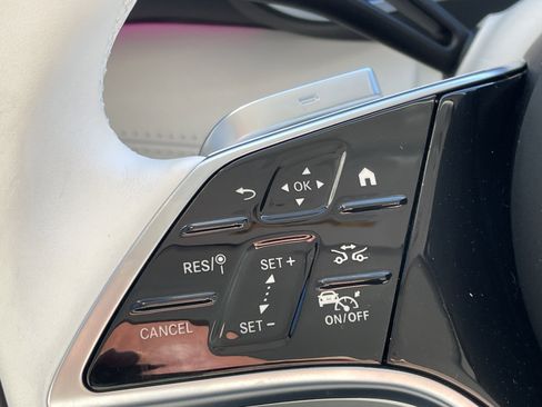 New 2026 Mercedes-Benz Maybach SL 680 image 32