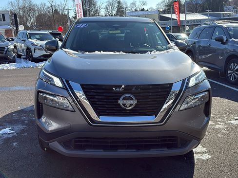 Certified 2023 Nissan Rogue SV image 2