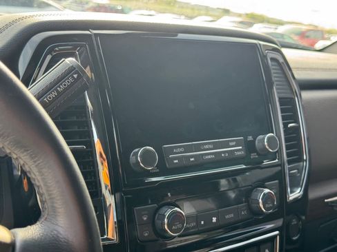 Certified 2022 Nissan Titan Platinum Reserve w/ Moonroof Package image 12