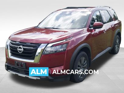 Used 2024 Nissan Pathfinder SV