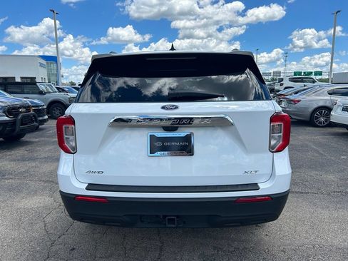 Used 2022 Ford Explorer XLT w/ Class IV Trailer Tow Package AWD/4WD image 7