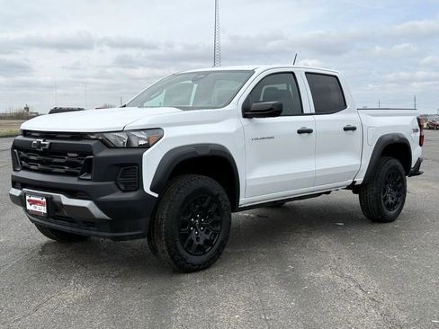 New 2026 Chevrolet Colorado Trail Boss AWD/4WD image 6