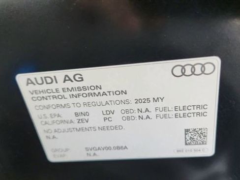 Used 2025 Audi Q6 e-tron Premium w/ Convenience Package image 59