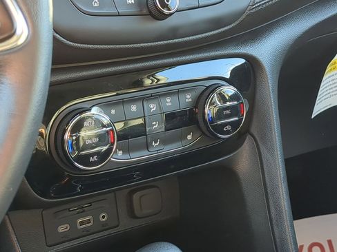 Used 2021 Buick Encore GX Essence w/ Advanced Technology Package image 25