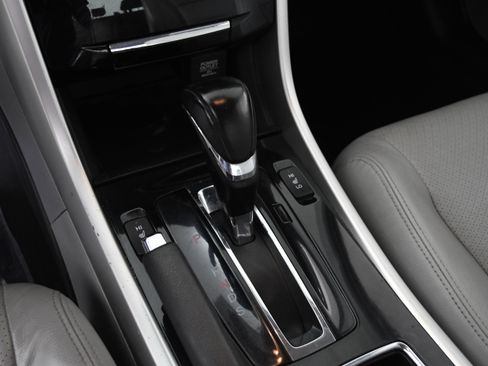 Used 2017 Honda Accord EX-L image 14