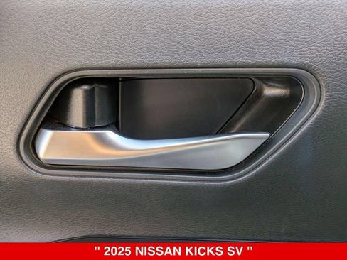 Certified 2025 Nissan Kicks SV w/ SV Premium Package AWD/4WD image 13