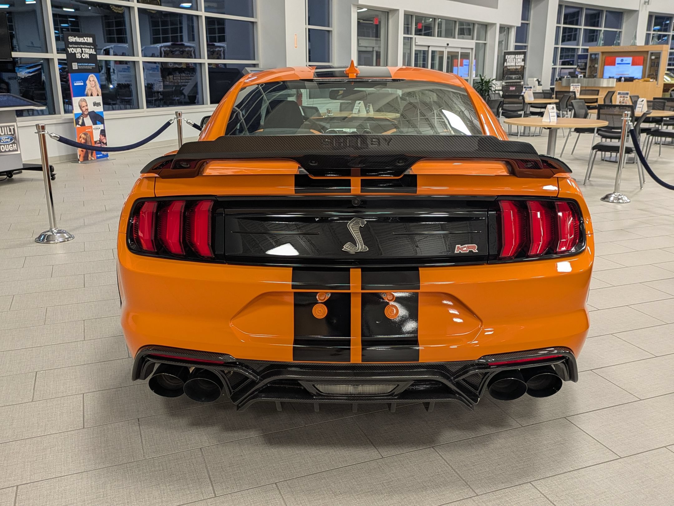 Used 2021 Ford Mustang Shelby GT500 w/ Technology Package RWD image 5