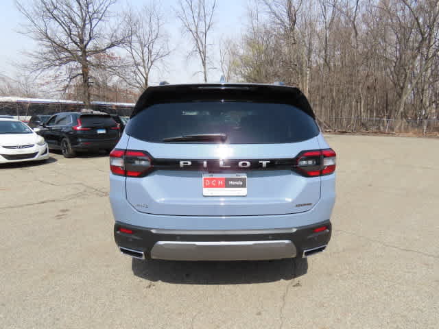 New 2026 Honda Pilot Touring image 5