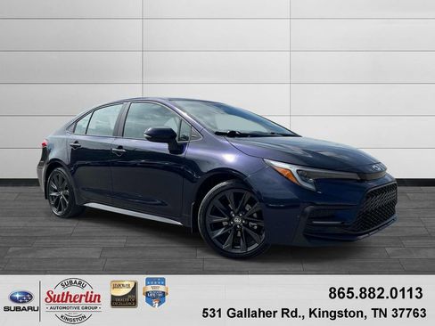 Used 2025 Toyota Corolla SE FWD image 1