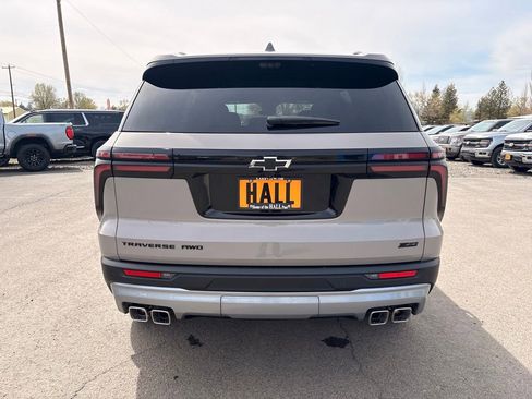 New 2026 Chevrolet Traverse Z71 w/ Enhanced Driving Package AWD/4WD image 5