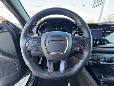 Used 2024 Dodge Durango GT image 22