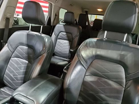 Used 2022 Nissan Pathfinder Platinum w/ Cargo Package FWD image 44