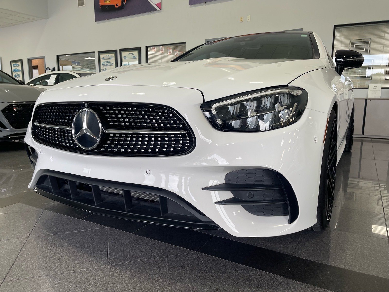 Used 2023 Mercedes-Benz E 450 Coupe w/ AMG Line image 11