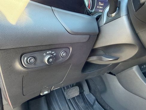 Used 2023 Buick Encore GX Preferred image 22