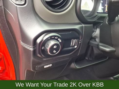 Used 2024 Jeep Gladiator Mojave image 16