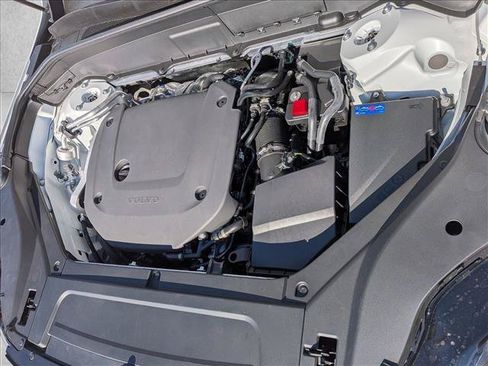 Certified 2026 Volvo XC90 B6 Core AWD/4WD image 20