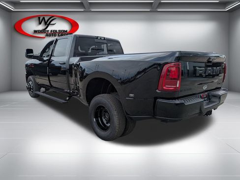 New 2026 RAM 3500 Laramie AWD/4WD image 7