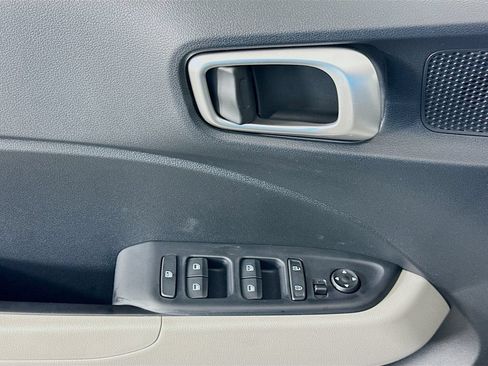 New 2026 Hyundai Venue SEL FWD image 18